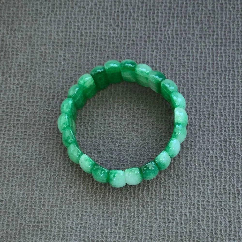 Iris & Lily Green💚 Aventurine Stretch Bracelet - NWT